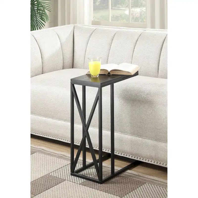 Table d'appoint en C avec étagère inférieure ouverte, table polyvalente à côté de la chaise ou du canapé