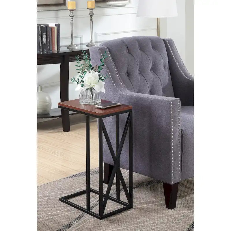 Table d'appoint en C avec étagère inférieure ouverte, table polyvalente à côté de la chaise ou du canapé