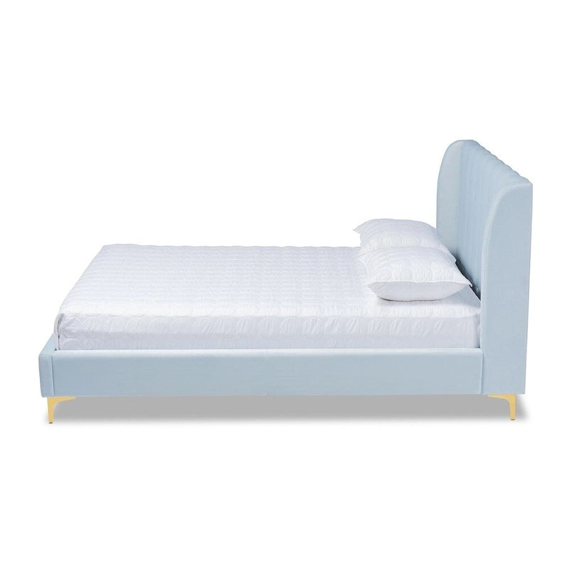 Lit plateforme capitonné en velours Glam avec tête de lit matelassée et pieds dorés