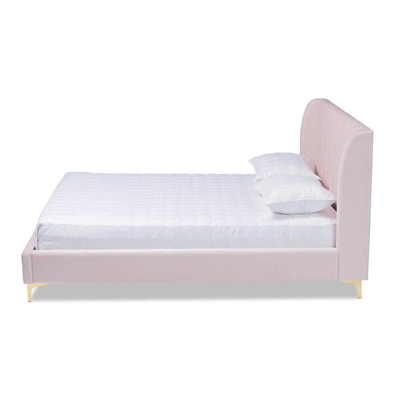 Lit plateforme capitonné en velours Glam avec tête de lit matelassée et pieds dorés