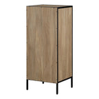 Tabouret de comptoir industriel de 25 po de style champêtre, siège en similicuir blanc, cadre en acier et dossier en bois.