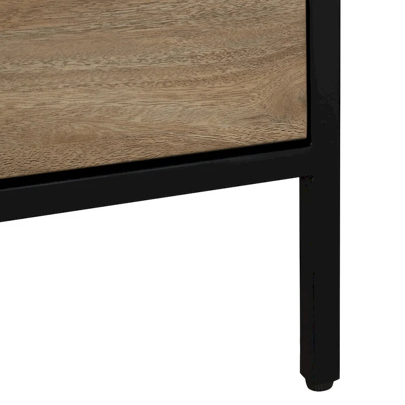 Tabouret de comptoir industriel de 25 po de style champêtre, siège en similicuir blanc, cadre en acier et dossier en bois.